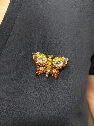 Broche BROCHE PAPILLON SAPHIRS, GRENATS, PÉRIDOTS ET PERLES FINES 58 Facettes 068551