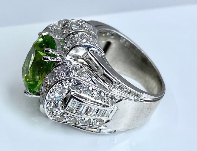 Bague Bague Art Déco Platine diamants et péridot 58 Facettes