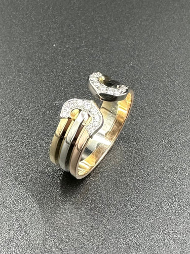 Bague 53 CARTIER. Collection Double C, bague 3 ors et diamants 58 Facettes