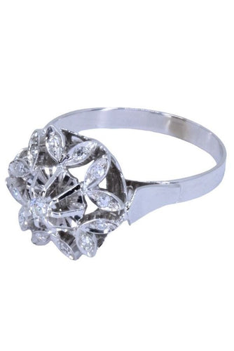 Bague 60 Bague en or blanc, diamants, fleur 58 Facettes 062821
