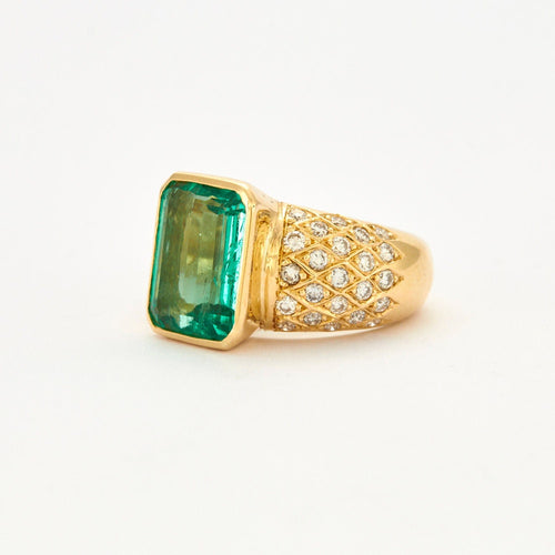 Bague 51.5 Bague or jaune Emeraude Colombie Diamants 58 Facettes