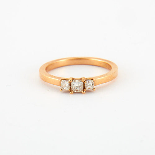 Bague Bague en Or jaune & diamants 58 Facettes