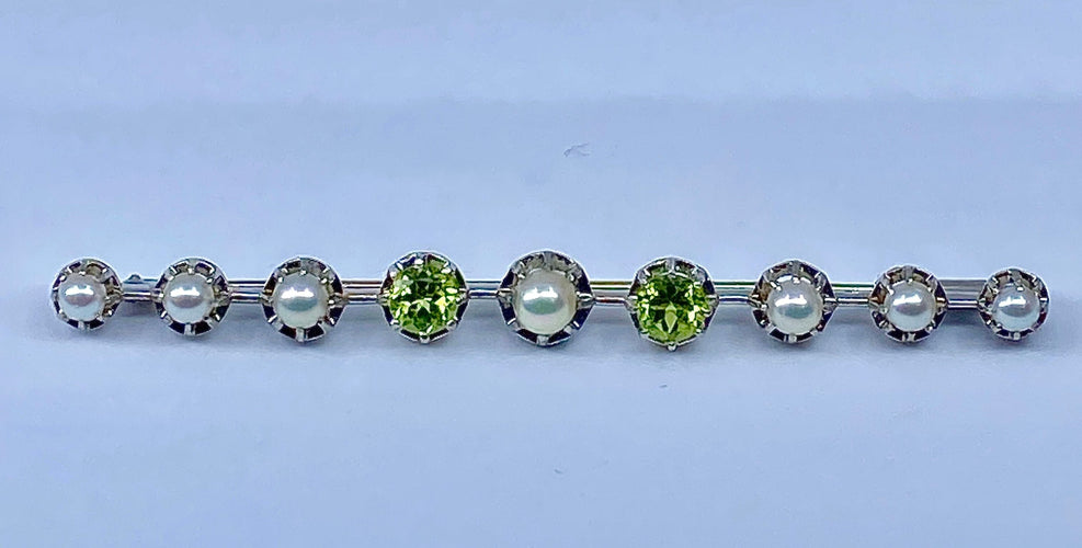 Broche Broche barette en or 18 carats et platine en perles et peridots 58 Facettes AB275