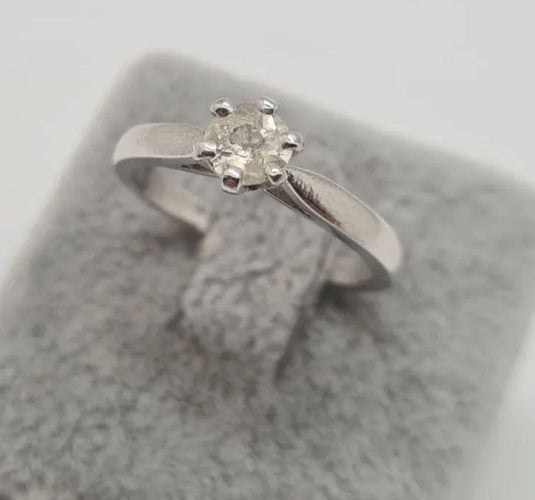 Bague 52 Bague solitaire en Or Blanc, diamants 58 Facettes