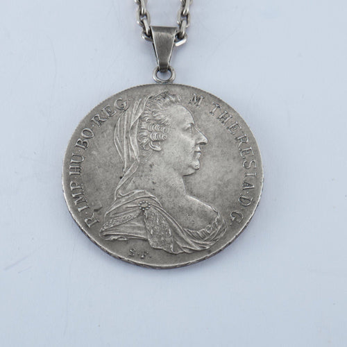 Collier Collier vintage pièce argent 58 Facettes