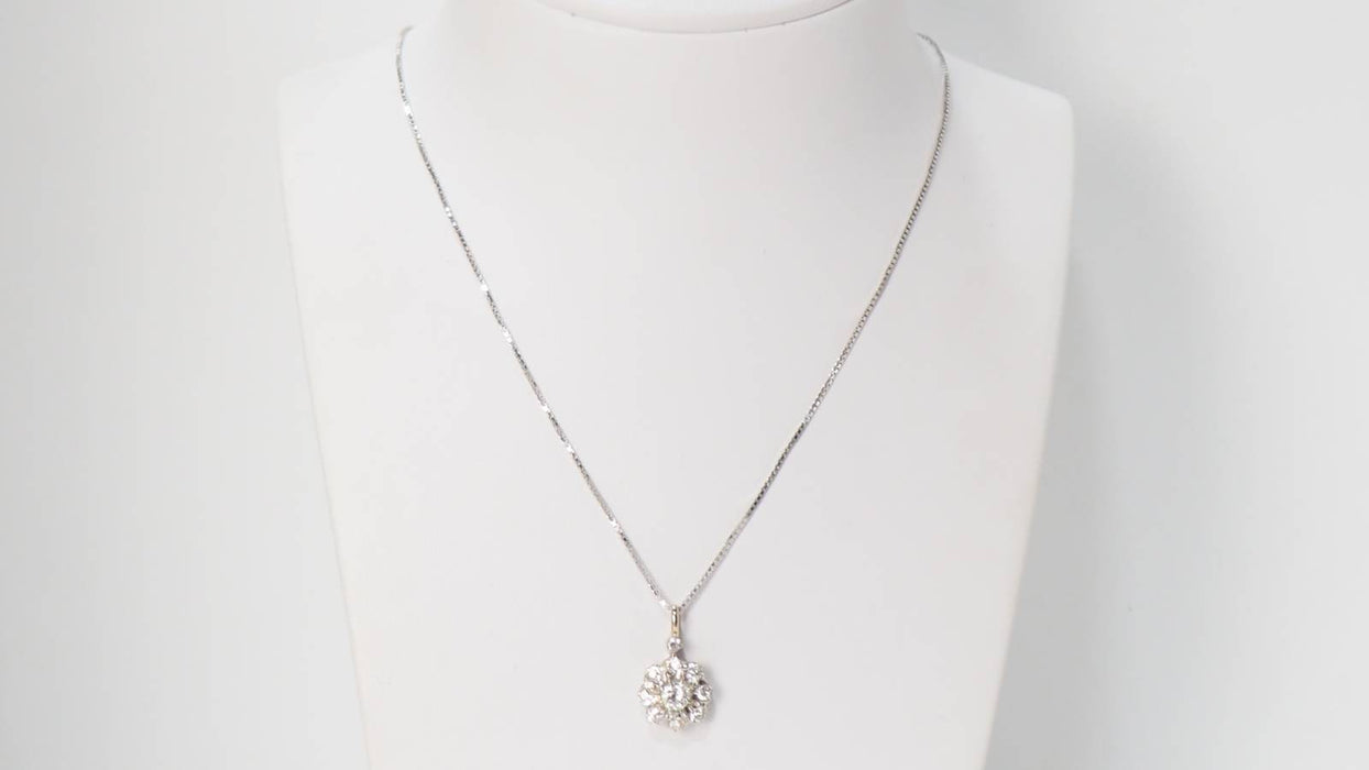 Collier Collier/pendentif marguerite diamants 58 Facettes 32111