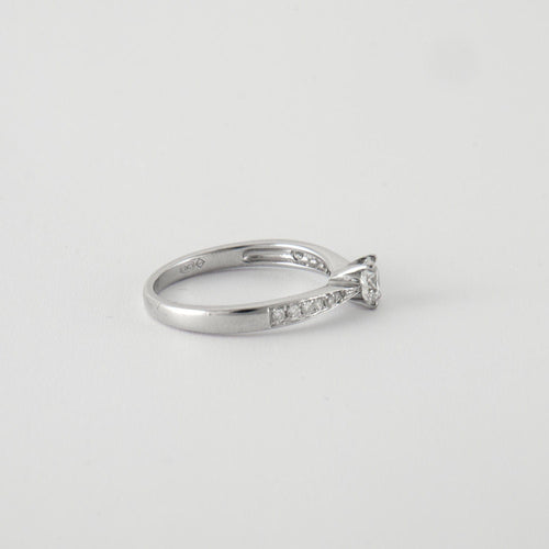 Bague 54 Bague Solitaire diamant épaulé 58 Facettes