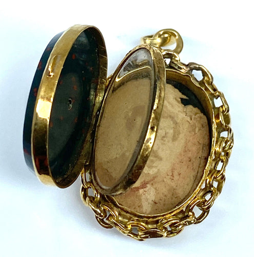 Pendentif Pendentif ouvrant jaspe sanguin perles fines rubis 58 Facettes AB172