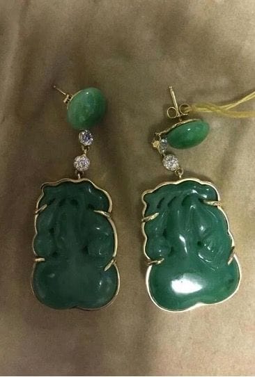 Boucles d'oreilles Pendants d'oreilles en jade sculpté et diamants 58 Facettes CEY25