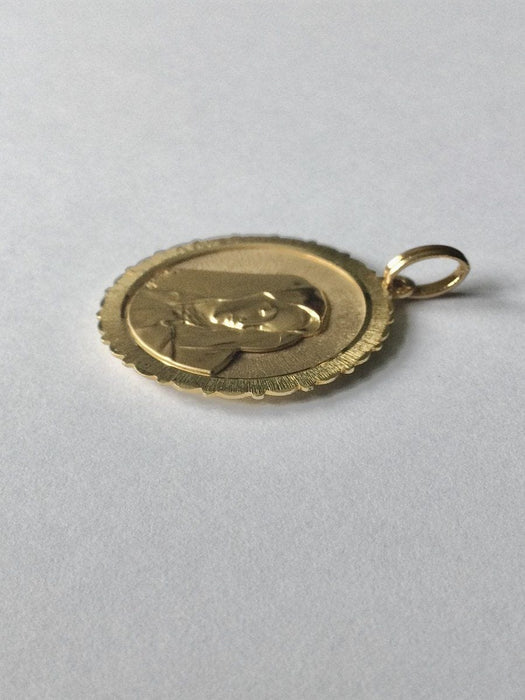 Pendentif Médaille Vierge En Or Emile Dropsy 58 Facettes