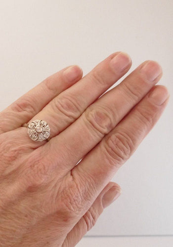 Bague 54 Bague fleur, diamants 58 Facettes 1084362