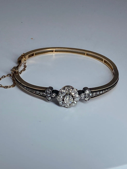 Bracelet Bracelet jonc or jaune, diamants 58 Facettes