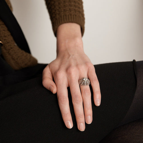 Bague 48 Bague Dôme Or gris Diamants 58 Facettes