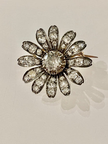 Broche Broche Fleur Diamants Taille Ancienne 58 Facettes 1067847