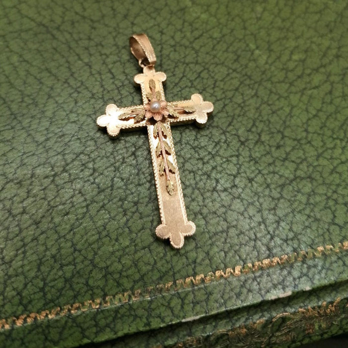Pendentif Pendentif croix religieuse ancienne 58 Facettes 2761