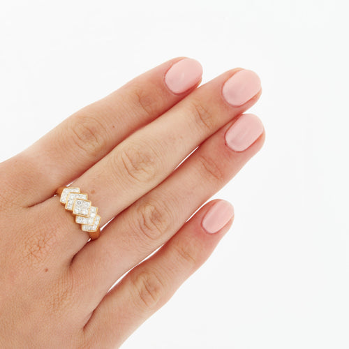 Bague 52 BAGUE OR JAUNE 24 DIAMANTS 58 Facettes REF 12026/17