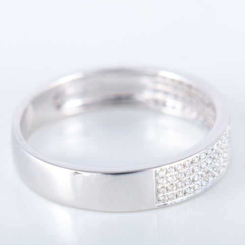 Bague 56 Bague en or blanc pavage diamants 58 Facettes