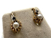 Earrings Leverback earrings in gold, pearls and diamonds 58 Facettes 24/10-27