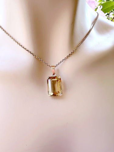 Pendentif Pendentif imposant citrine or jaune 58 Facettes AA 1635