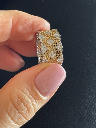 Bague 54 Bague dentelle en or jaune, diamants blancs 58 Facettes