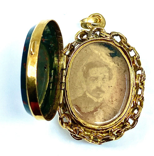 Pendentif Pendentif ouvrant jaspe sanguin perles fines rubis 58 Facettes AB172