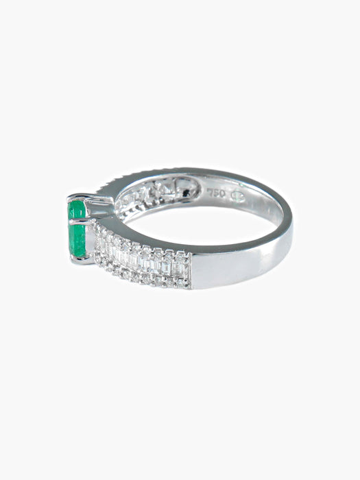 Bague Bague émeraude ovale et diamants baguette or blanc 58 Facettes LP15-23