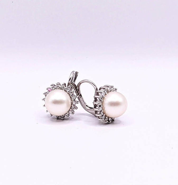 Boucles d'oreilles Dormeuses perles et diamants 58 Facettes