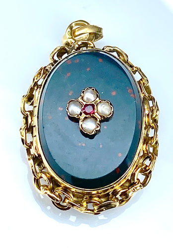 Pendentif Pendentif ouvrant jaspe sanguin perles fines rubis 58 Facettes AB172