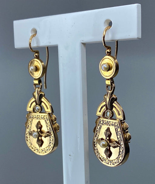Boucles d'oreilles Boucles d’oreilles perles fines Napoléon III 58 Facettes AB300