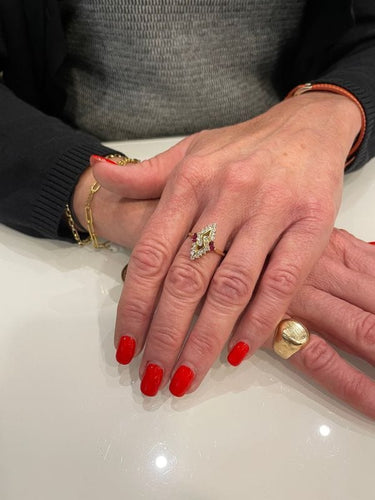 Bague 58 BAGUE MODERNE RUBIS ET DIAMANTS 58 Facettes 057831