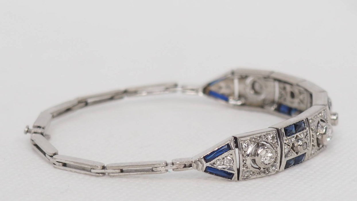 Bracelet Bracelet Art Déco or blanc, saphirs et diamants 58 Facettes 30695