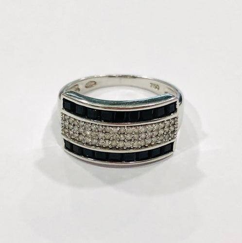 Bague 56 Bague or blanc saphirs et diamants 58 Facettes