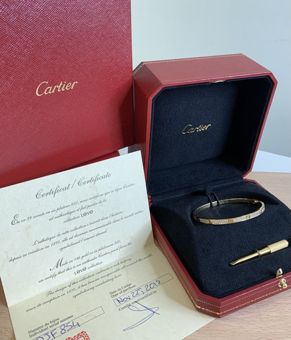 Bracelet Bracelet Cartier Love Pavé Diamants PM 58 Facettes 20400000404/ LI