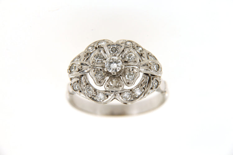 Bague Bague Art Deco, Or gris et diamants 58 Facettes 6471w