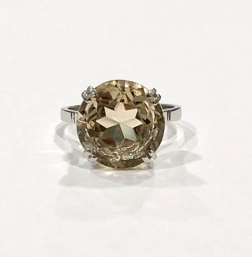 Bague 53 Bague rétro citrine et or blanc 58 Facettes