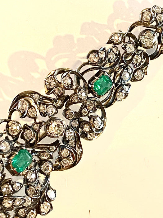 Bracelet Exceptionnel bracelet XIXe diamants, émeraudes, or et argent 58 Facettes