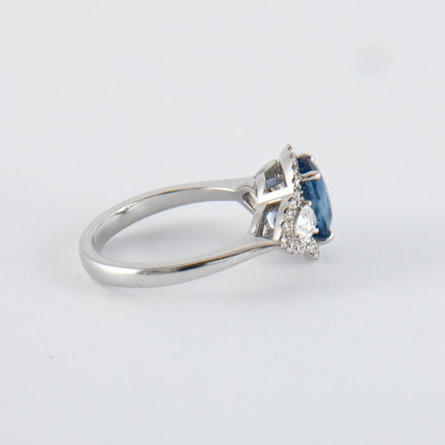 Bague 52 Bague Saphir Ceylan non chauffé 2.14ct et Diamants 58 Facettes