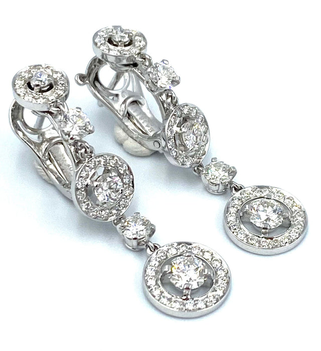 Boucles d'oreilles Boucheron. Collection Ava Round. Boucles d’oreilles or blanc et diamants. 58 Facettes