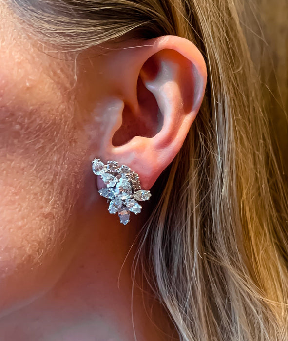 Boucles d'oreilles Clips d'oreilles Chaumet Diamants 58 Facettes