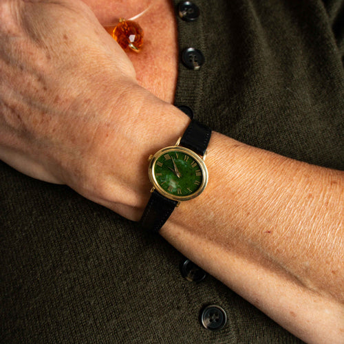 Montre Montre PIAGET extra plate fond en jade 58 Facettes P6L16