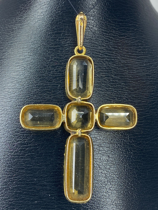 Pendentif Pendentif Croix en or, citrines 58 Facettes
