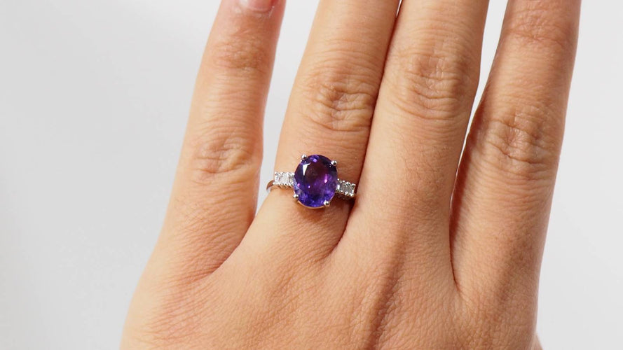Bague 53 Bague or blanc améthyste et diamants 58 Facettes 30951