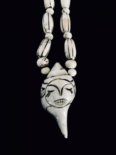 Collier Collier De Coquillages Nagaland 58 Facettes