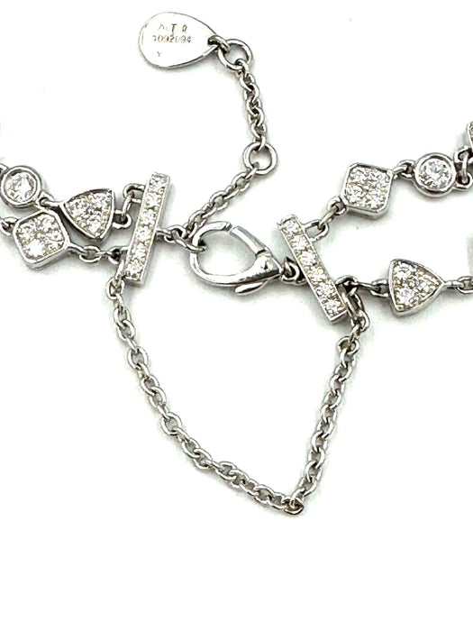 Bracelet CHAUMET. Collection Joséphine, bracelet or blanc et diamants 58 Facettes