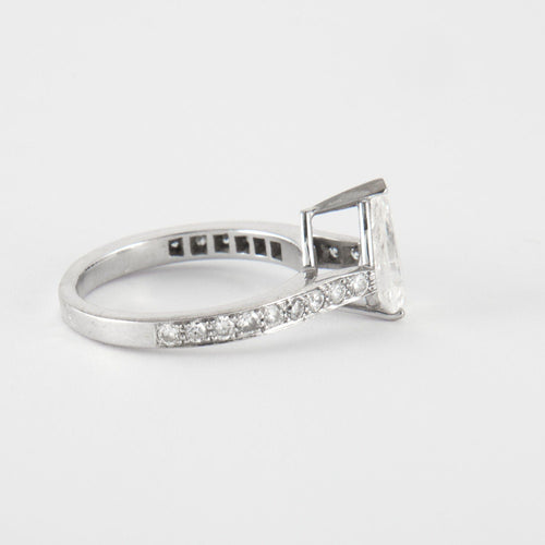 Bague 52 Bague en Or Blanc & diamants 58 Facettes