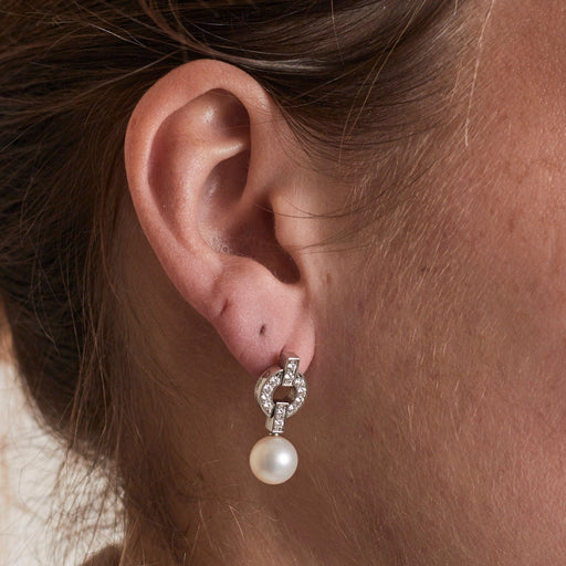 Boucles d'oreilles CARTIER – Boucles d'oreilles Himalaya Perles Diamants 58 Facettes