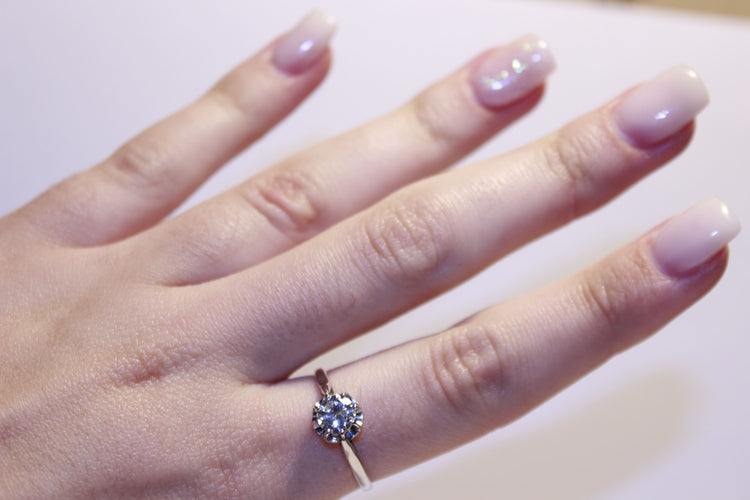 Bague 58 Bague solitaire or blanc Diamant 58 Facettes