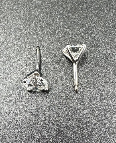 Boucles d'oreilles Boucles d’oreilles Or blanc Diamants 58 Facettes