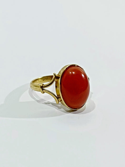 Bague 54 Bague en or et corail rouge 58 Facettes 2295/1