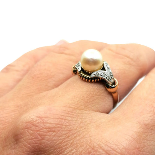 Bague 54 Bague vintage or jaune et perle de culture 58 Facettes 3635